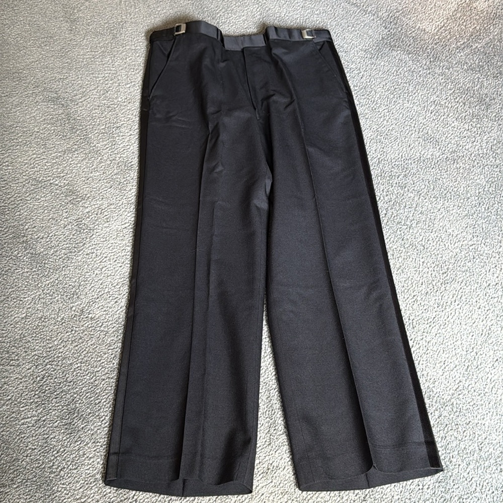 Nordstrom & ZCMI Delacort Classic Black Tuxedo Jacket, Pants & Tuxedo Shirt - Picture 5 of 15